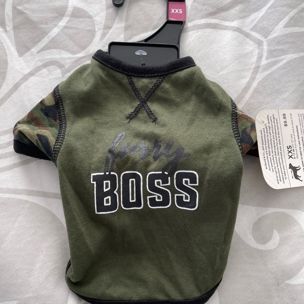 NWT dog shirt